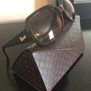Sale. New Authentic Gucci sunglasses
